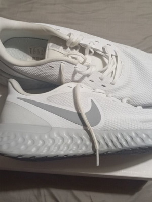 Nike αθλητικά παπούτσια σαν καινούργια, μέγεθος 47, άσπρα