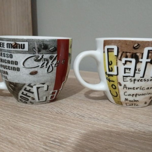 Coffee cup and saucer set 6 pieces like new