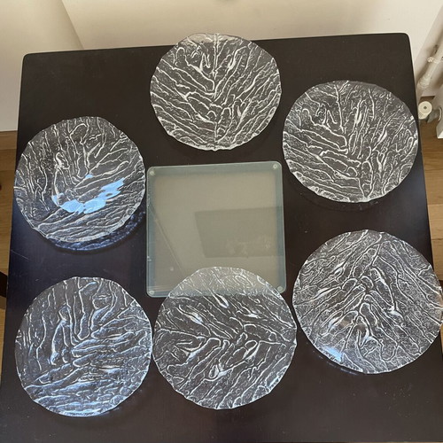 Vintage glass plates set of 6 with embossed ice pattern like new