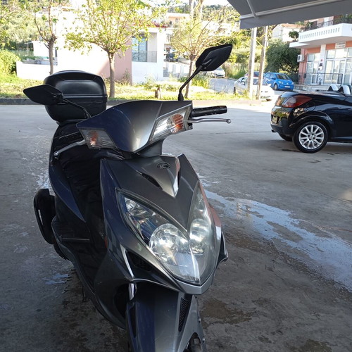 Kymco Agility 150 scooter used, silver, automatic, petrol