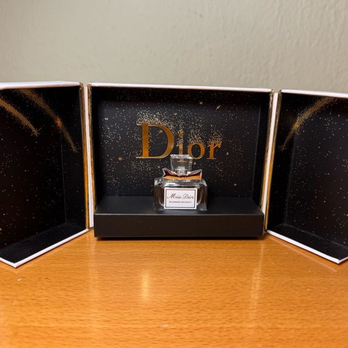 Miss Dior Blooming Bouquet mini perfume new in limited edition box 5ml