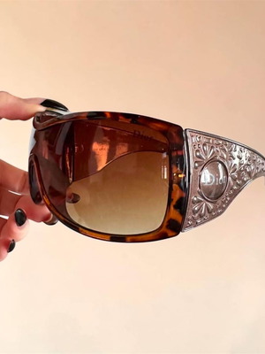 Dior vintage γυαλιά ηλίου σαν καινούργια, καφέ