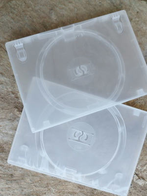 Άδειες θήκες για CD και DVD