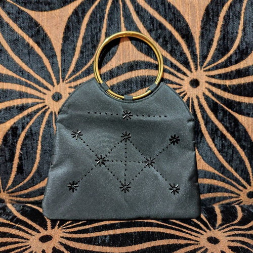 Handbag like new, worn once