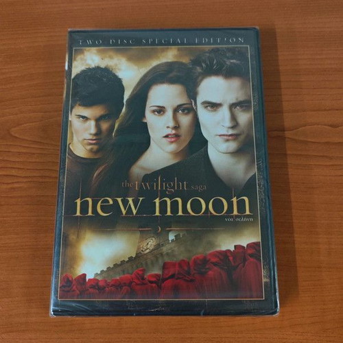 Twilight New Moon DVD new with subtitles