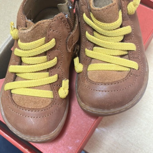 Camper boots size 21 leather tan like new