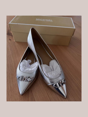 Μπαλαρίνες Michael Kors Parker Flex Flat καινούργιες, ασημί μεταλλικό, νούμερο 38