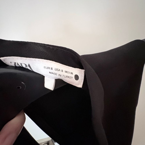 Zara black dress Small like new