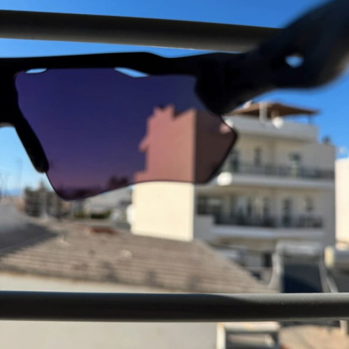 Oakley Radar EV Path sunglasses like new, multicolor