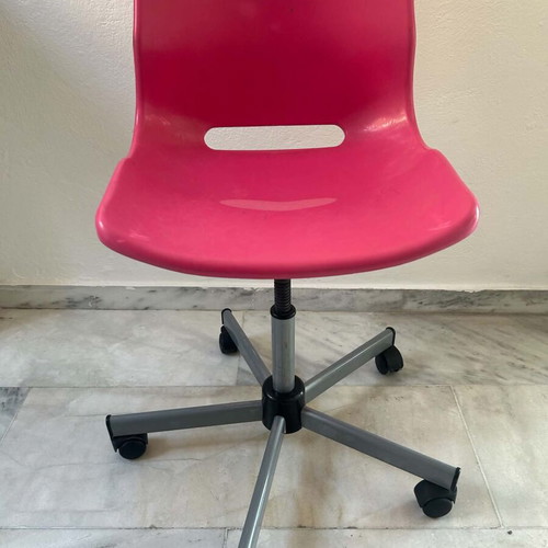 Chair for children's and teen room like new