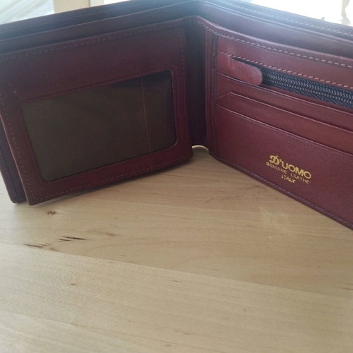 Burgundy leather wallet like new