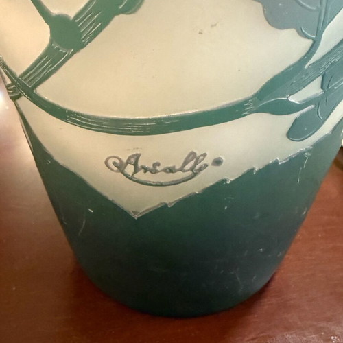 Arsall Cameo Art Vase like new, height 0.40m
