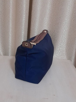 Axel toiletry bag navy blue with brown details