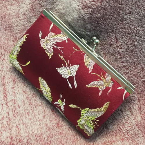 Chinese wallet vintage, like new, silk brocade fabric from the 90s