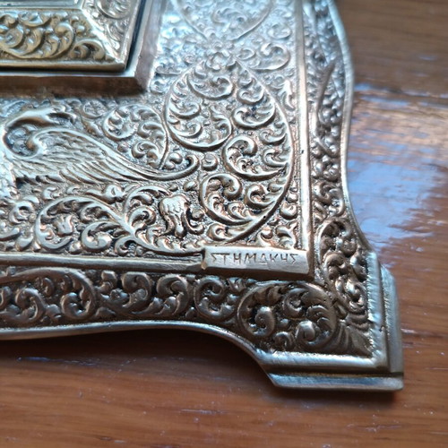 Antique brass inkwell with artist's stamp, like new