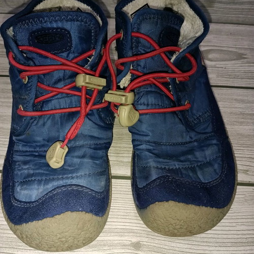 Keen Waterproof Dry Howser boots like new, size 31