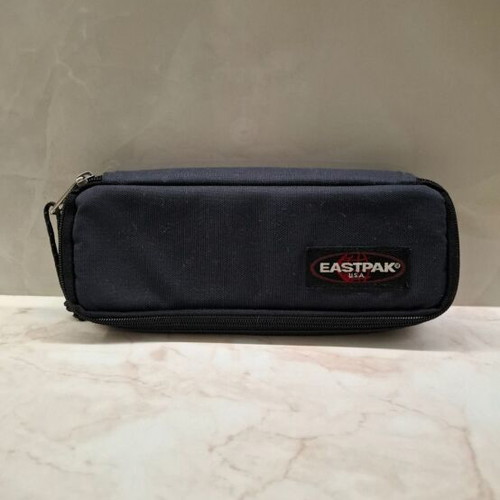 Pencil case like new