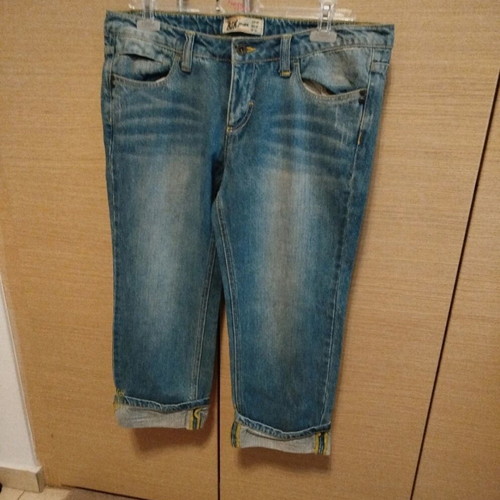 Bershka Crop Jeans new, size XL, blue, rigid fabric