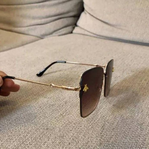 Fashion Lady square sunglasses new, brown gold with Natalia Oreiro CD gift