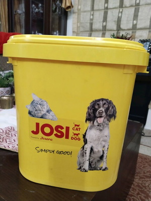 Plastic bucket for pet food slightly used