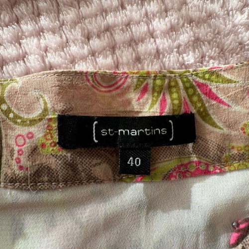 Sleeveless blouse like new, multicolored with bow, size L