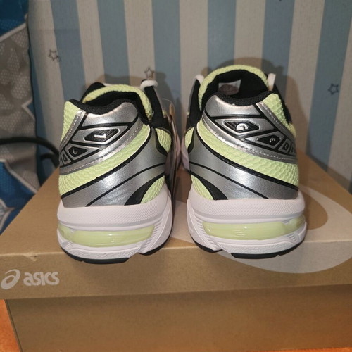 Asics Gel-1130 athletic shoes new, green and yellow
