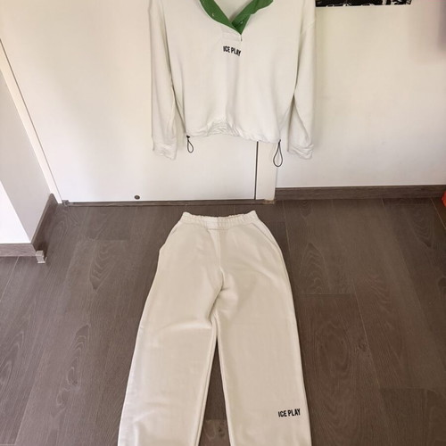 Ice Play tracksuit set like new, size S-M, cream with green accents