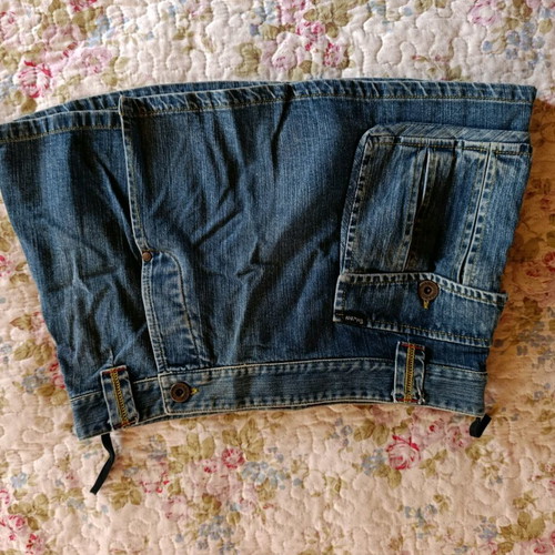 Toi & Moi mini denim skirt Large new with pocket