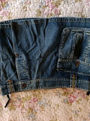 Toi & Moi mini denim skirt Large new with pocket