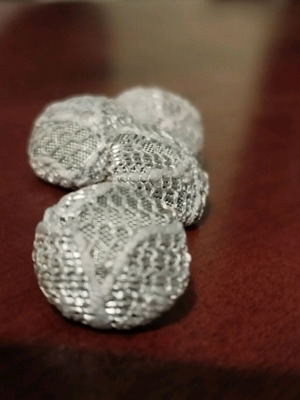 Silver fabric-covered buttons like new, pack of 4 pieces
