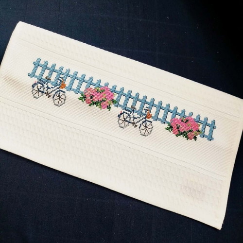Embroidered kitchen towel 100% cotton new
