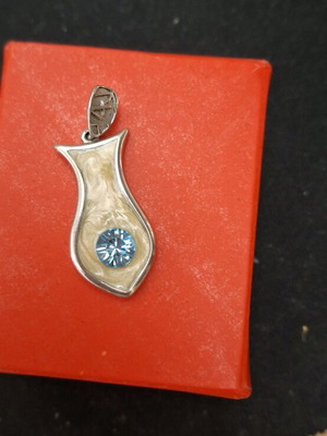 Ασημένιο μενταγιόν 925 με σμάλτο και θαλασσί ζιργκόν νέο