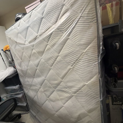 Linea Strom Adapt Red Zipper mattress used, 160x200 cm