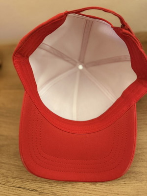 Omega red cap, one size adjustable