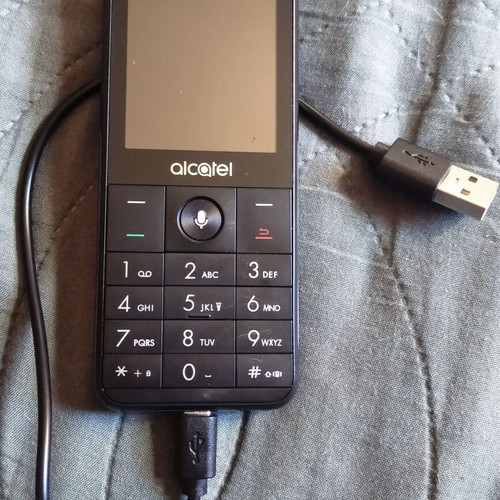 Alcatel 3088X mobile phone like new, black, with KaiOS