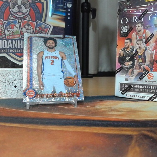 2025-26 Topps Chrome Update Cade Cunningham B Variation Speckle Refractor #6 Detroit Pistons card
