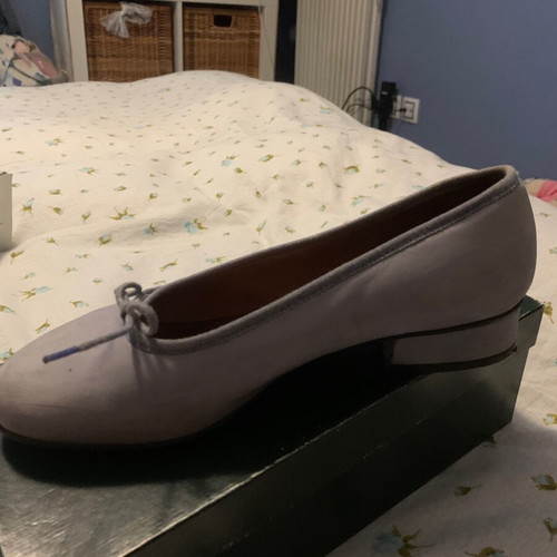 Suede shoes used, lilac pumps with low heel, size 39
