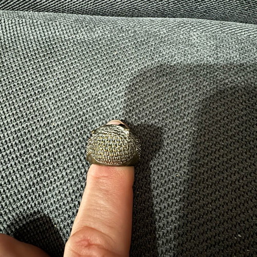 Owl ring used, missing one eye