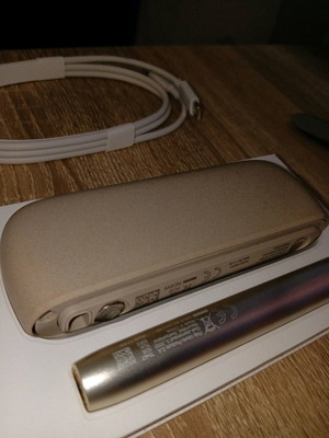 IQOS 3 Duo Gold like new, complete set with cable and charging base