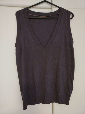 Zara vest used, size large