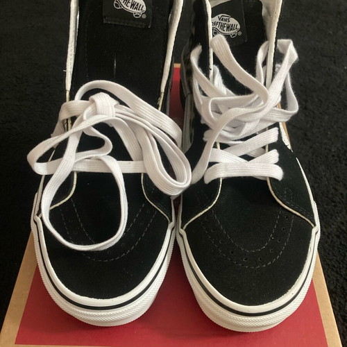 Vans women's boots new, size 38, athletic style