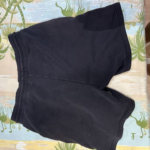 Hoodrich black shorts size S used
