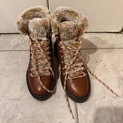 Zara winter brown fur ankle boots like new, size 37