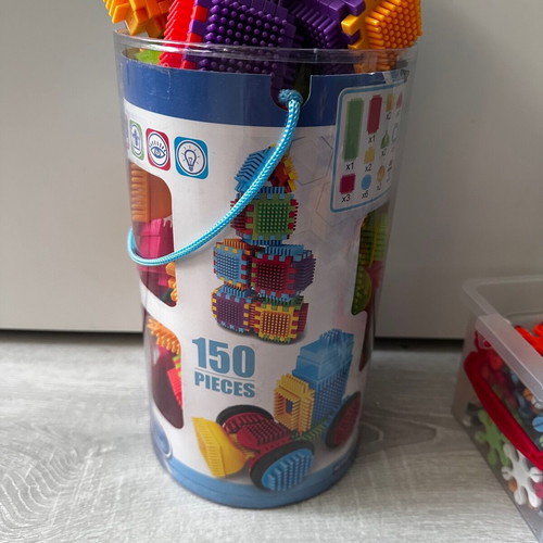 Set of 2 colorful building blocks used
