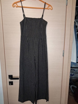 Stradivarius striped jumpsuit like new, black and white, size M