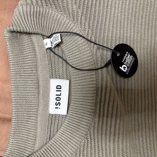 Solid sweater new, size XL, gray and beige