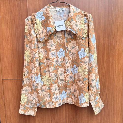 Floral shirt Edited with large collar, Rosalia Blouse model, size 36