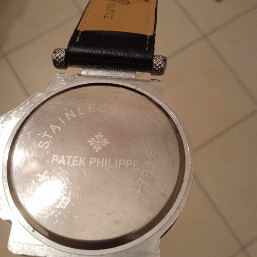Men's wristwatch used