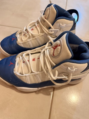 Jordan 6 Rings athletic shoes, size 41, white and blue