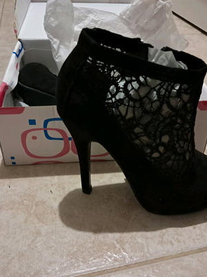 Voi and Noi women's ankle boots like new, black, size 37